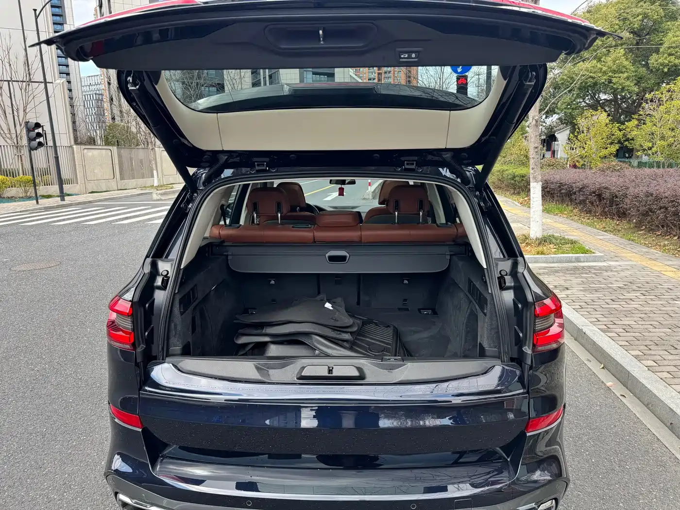 BMW X5 (Import) 2019 xDrive40i Exclusive M Sport Package фото 11