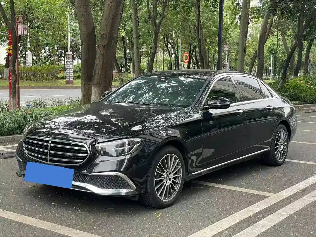 Mercedes-Benz E-Class 2023 Facelift E 260 L
