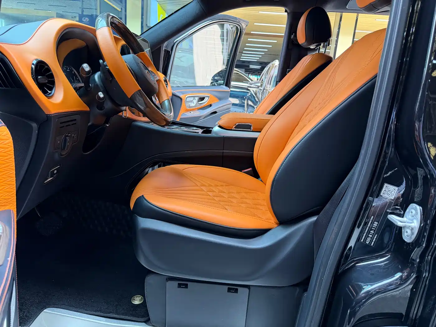 Mercedes-Benz Vito 2023 2.0T Elite 7-Seater фото 12