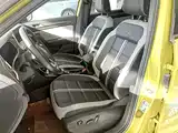Photo 15 - Volkswagen T-ROC