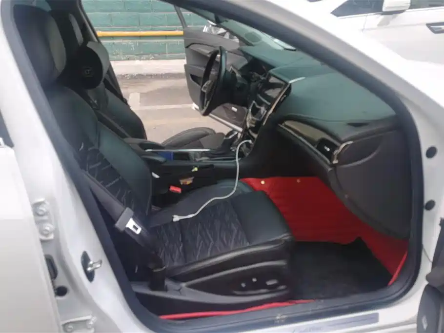 Cadillac ATS-L 2017 28T Technology фото 8