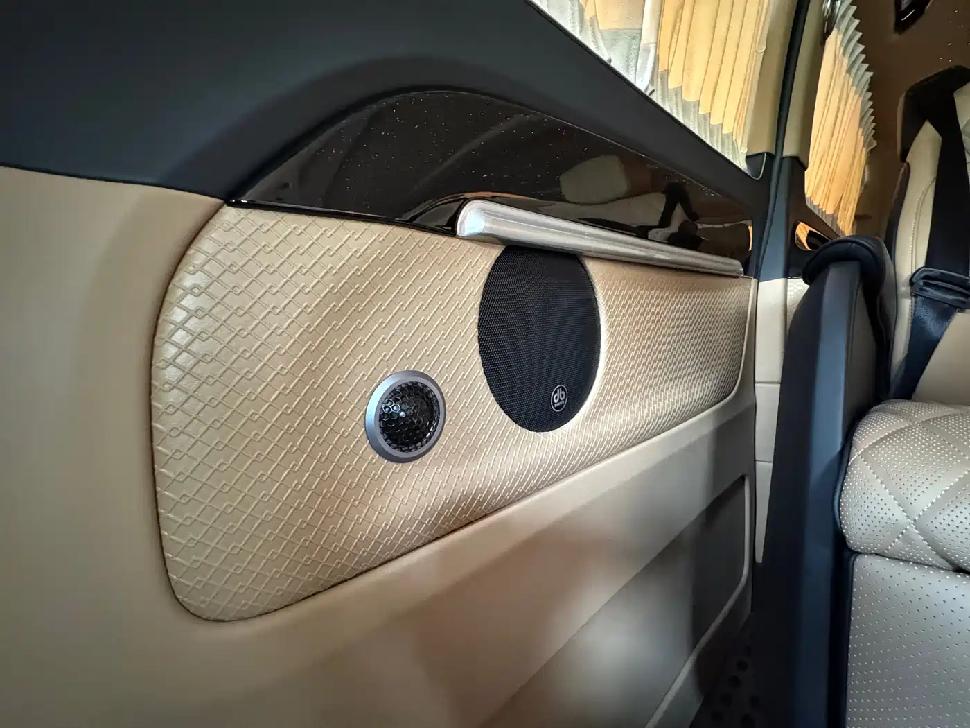 Mercedes-Benz Vito 2018 2.0T Elite Edition 7-seater China VI фото 24