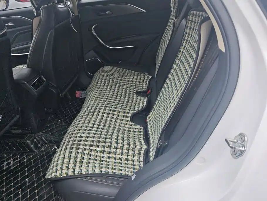 Bestune T77 2019 2019 Facelift 230 TID Automatic Luxury China V