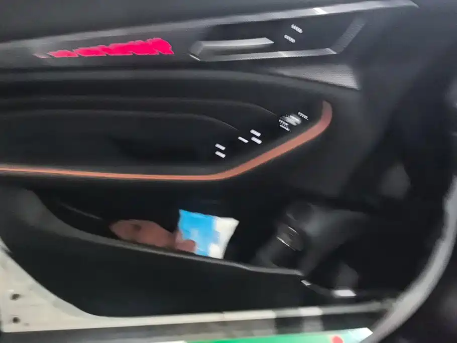 Фото 7 - Haval F7