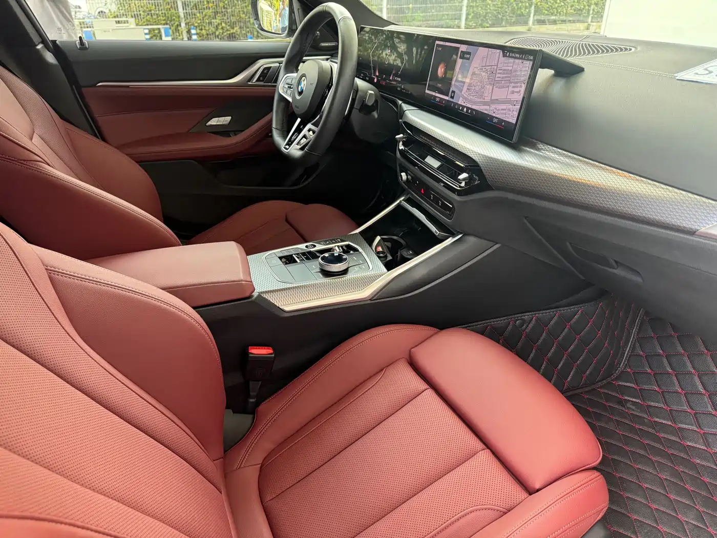 BMW 4 Series 2024 430i Gran Coupe M Sport Shadowline Package фото 16
