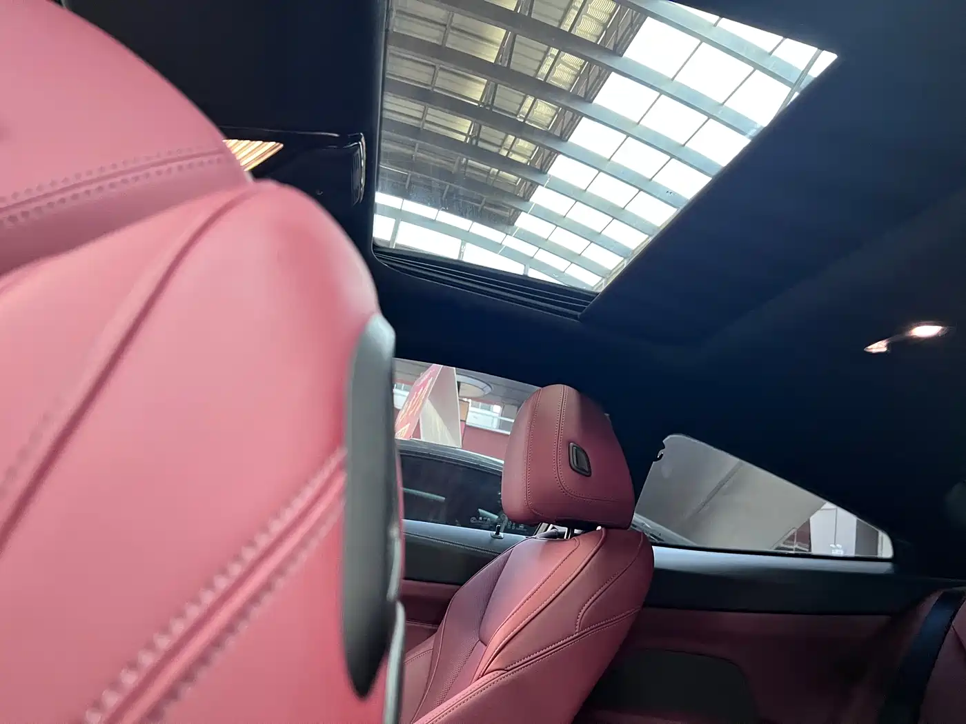 BMW 4 Series 2024 430i M Sport Shadow Edition фото 14
