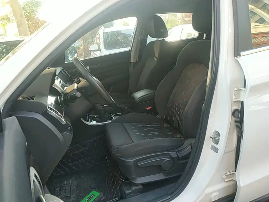 Фото 15 - Haval H2