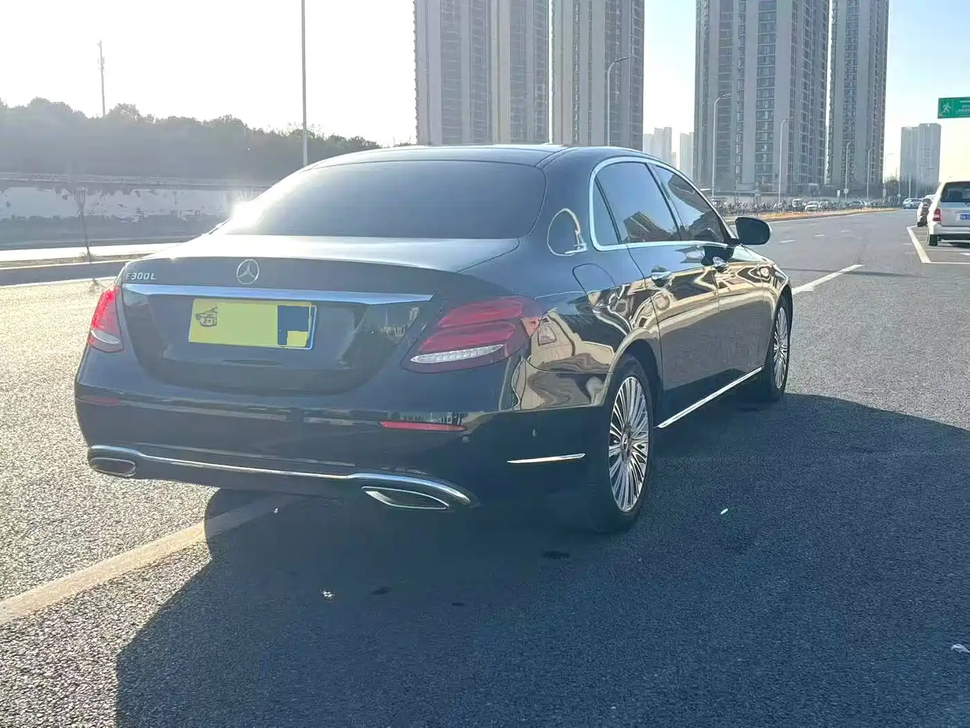 Mercedes-Benz E-Class 2020 E 300 L Luxury Model фото 5