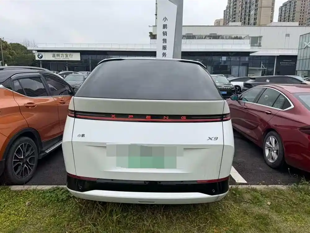 XIAOPENG X9