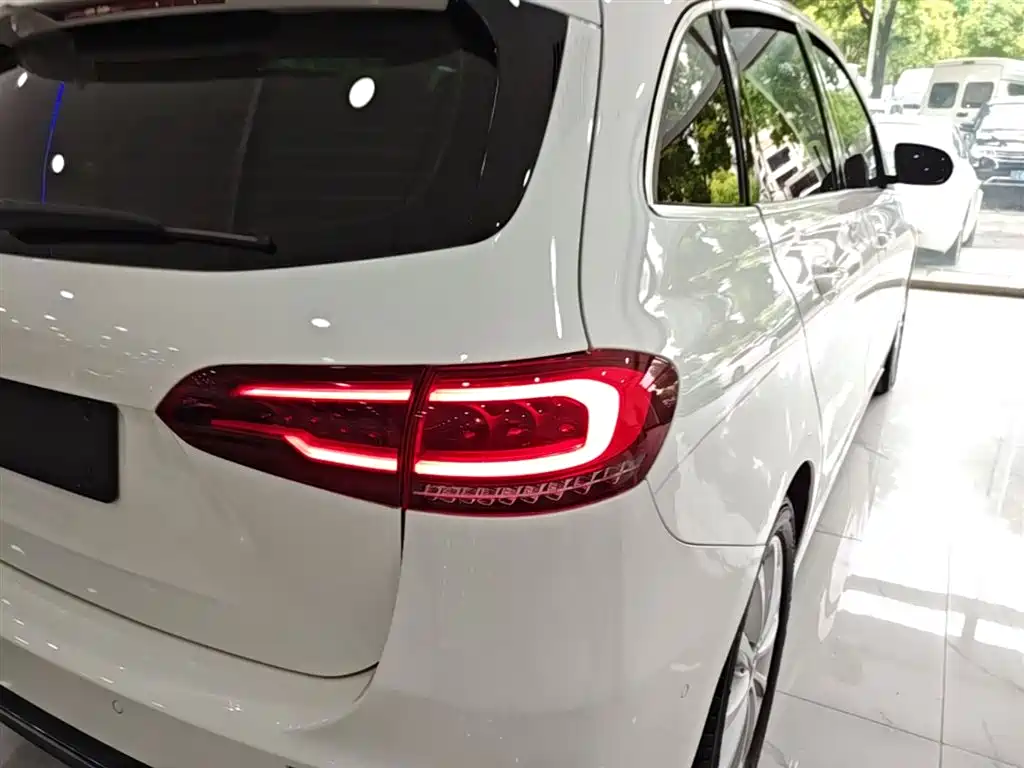 Mercedes-Benz B-Class 2020 B 200 Fashion Edition фото 8