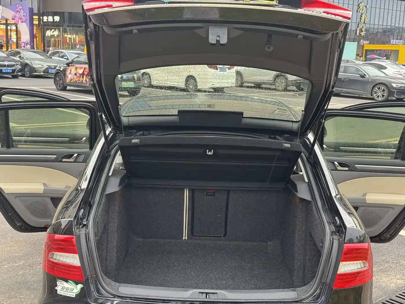 Škoda Superb 2013 1.4TSI DSG Gentleman Edition фото 30