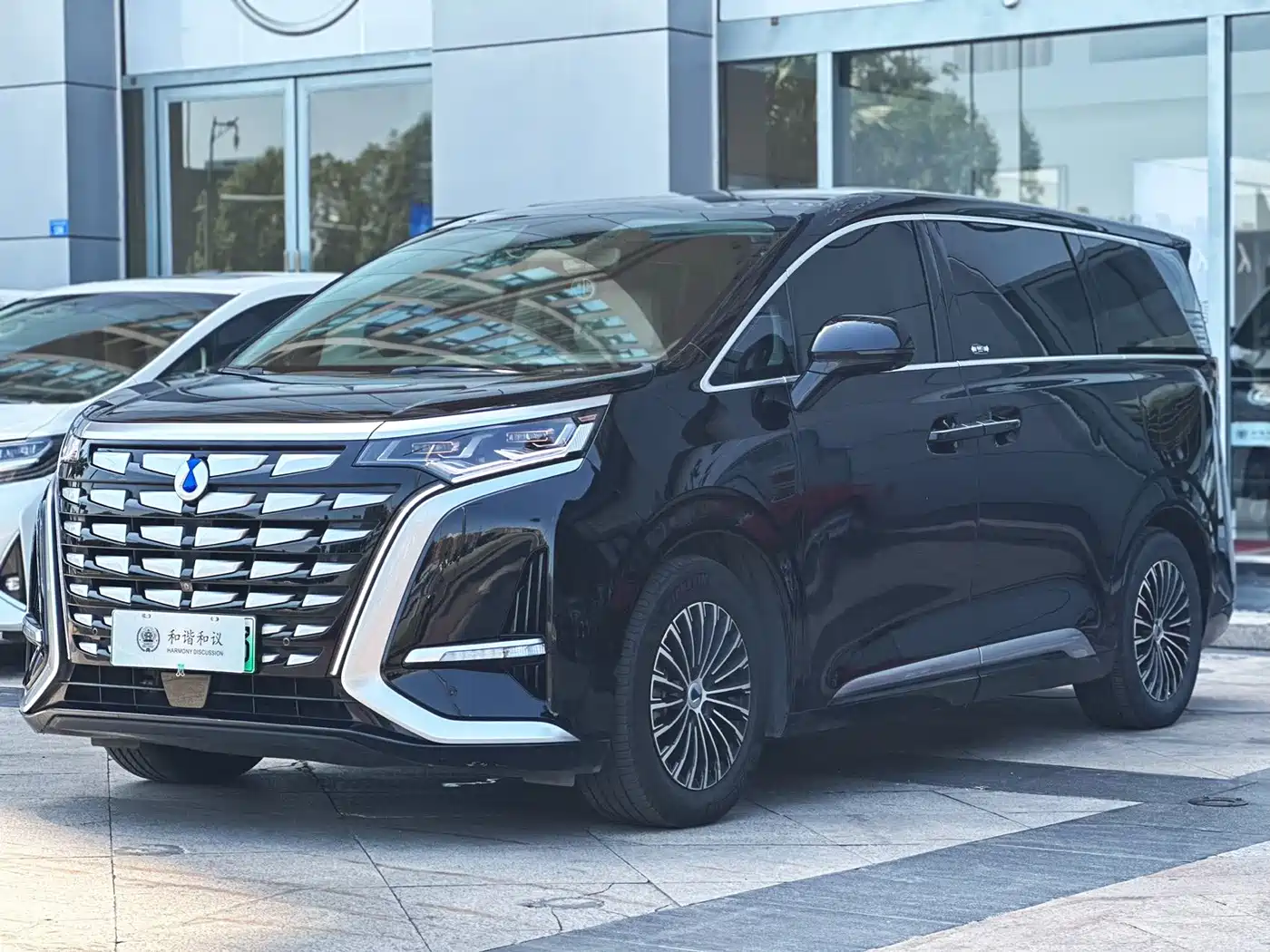 Denza D9 2022 2022 DM-i 970 AWD Flagship