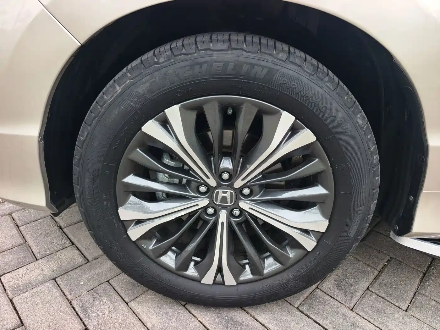 Honda UR-V 2021 2020 370TURBO 4WD Premium Edition