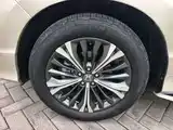 Фото 17 - Honda UR-V