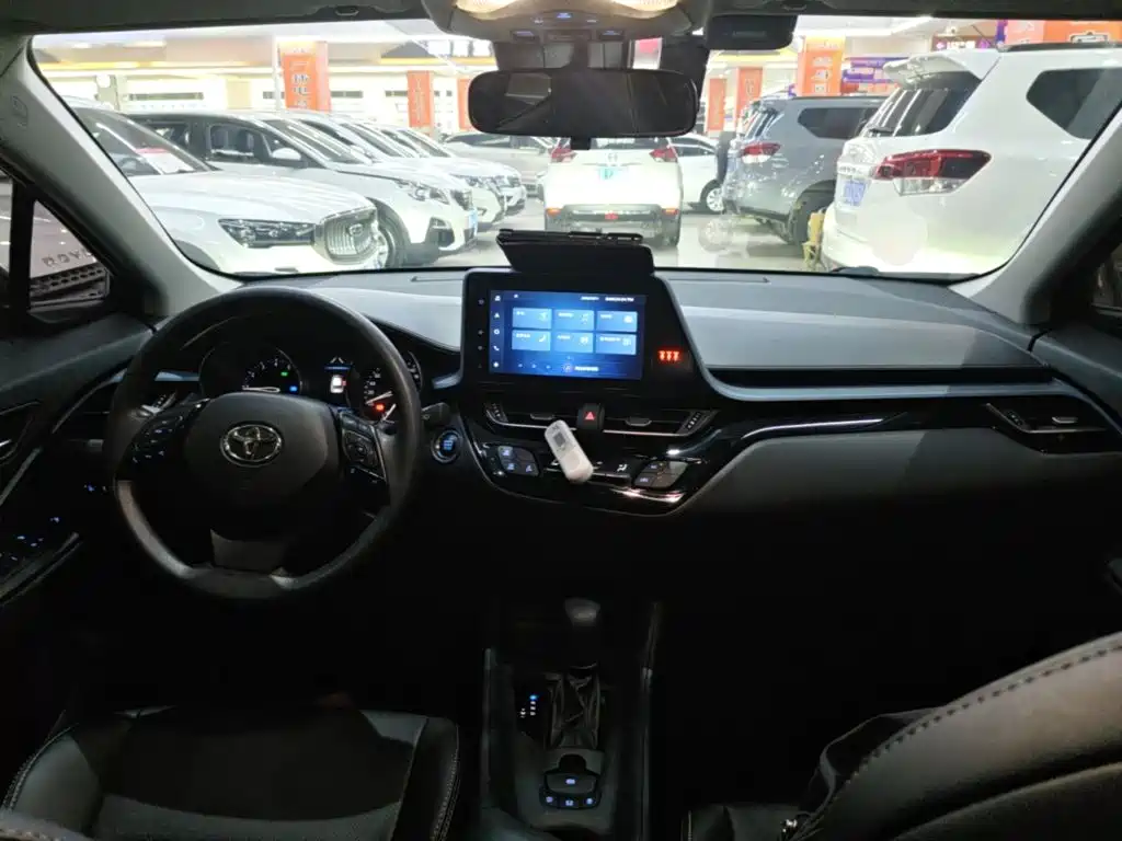 Toyota IZOA 2022 2021 2.0L Yixiang Edition