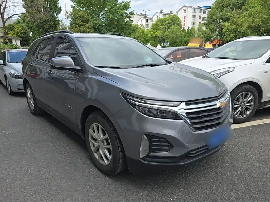 Фото 22 - Chevrolet Equinox