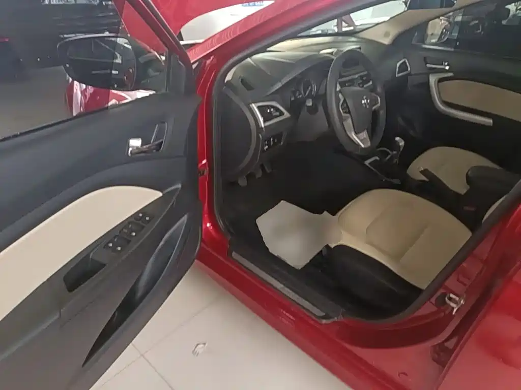 Changan Yuexiang V7 2015 2015 1.6L Manual LeDong Type China IV