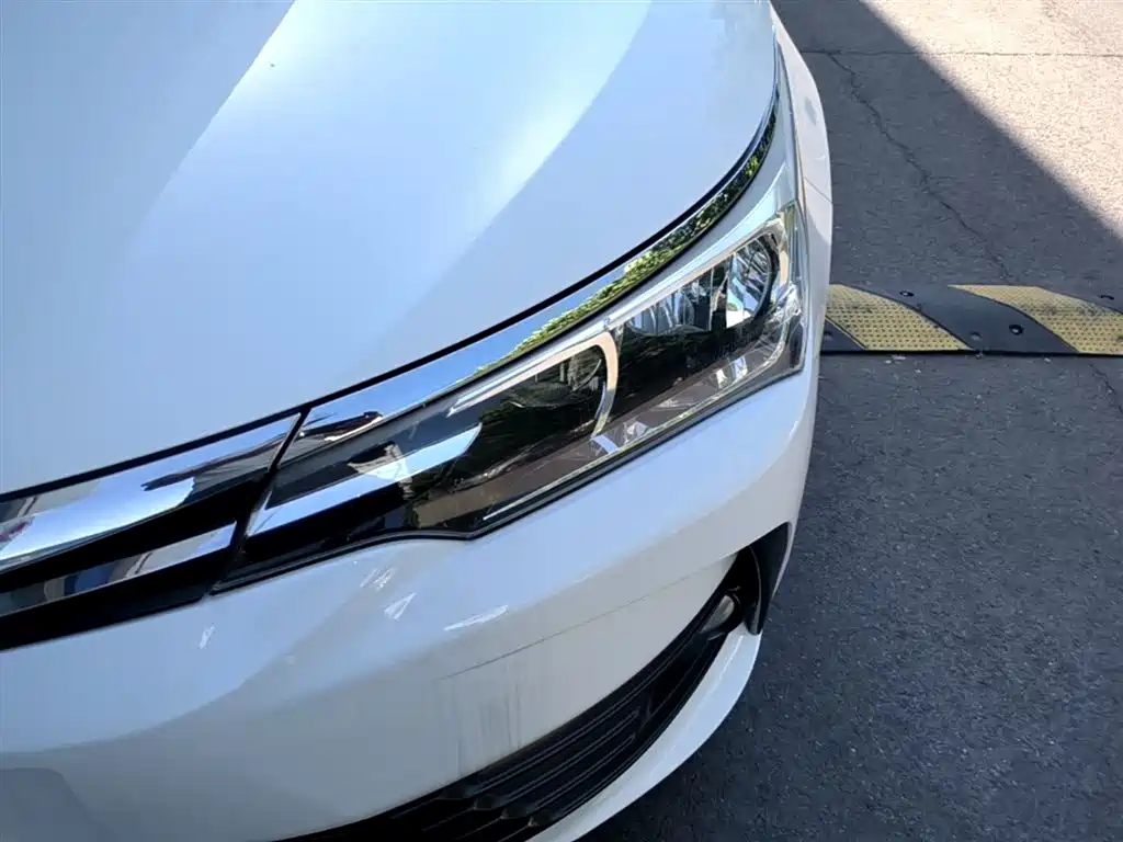 Toyota Corolla 2017 Facelift 1.2T S-CVT GL-i фото 23