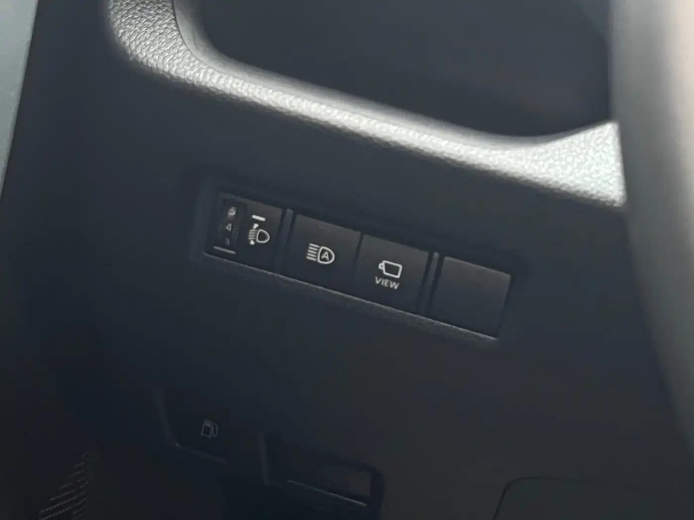 Toyota RAV4 Rongfang 2021 Facelift Hybrid 2.5L E-CVT 4WD Elite PLUS фото 19