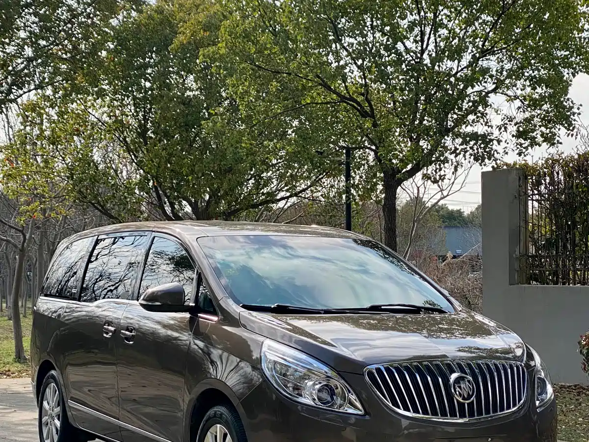 Buick GL8 2013 3.0L XT Luxury Business Flagship Edition фото 26