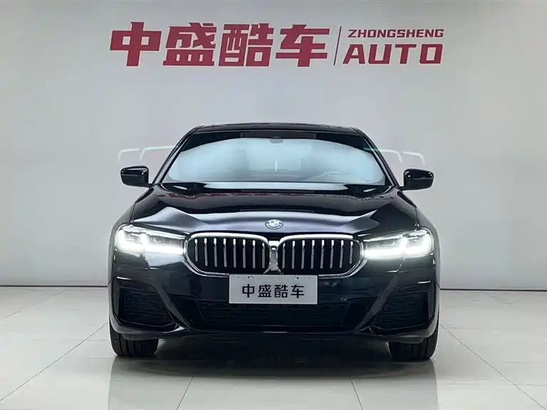 BMW 5 Series 2023 530Li Leading M Sport Package фото 2