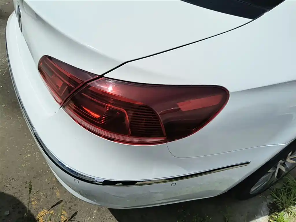 Volkswagen FAW-Volkswagen CC 2018 1.8TSI Luxury фото 8