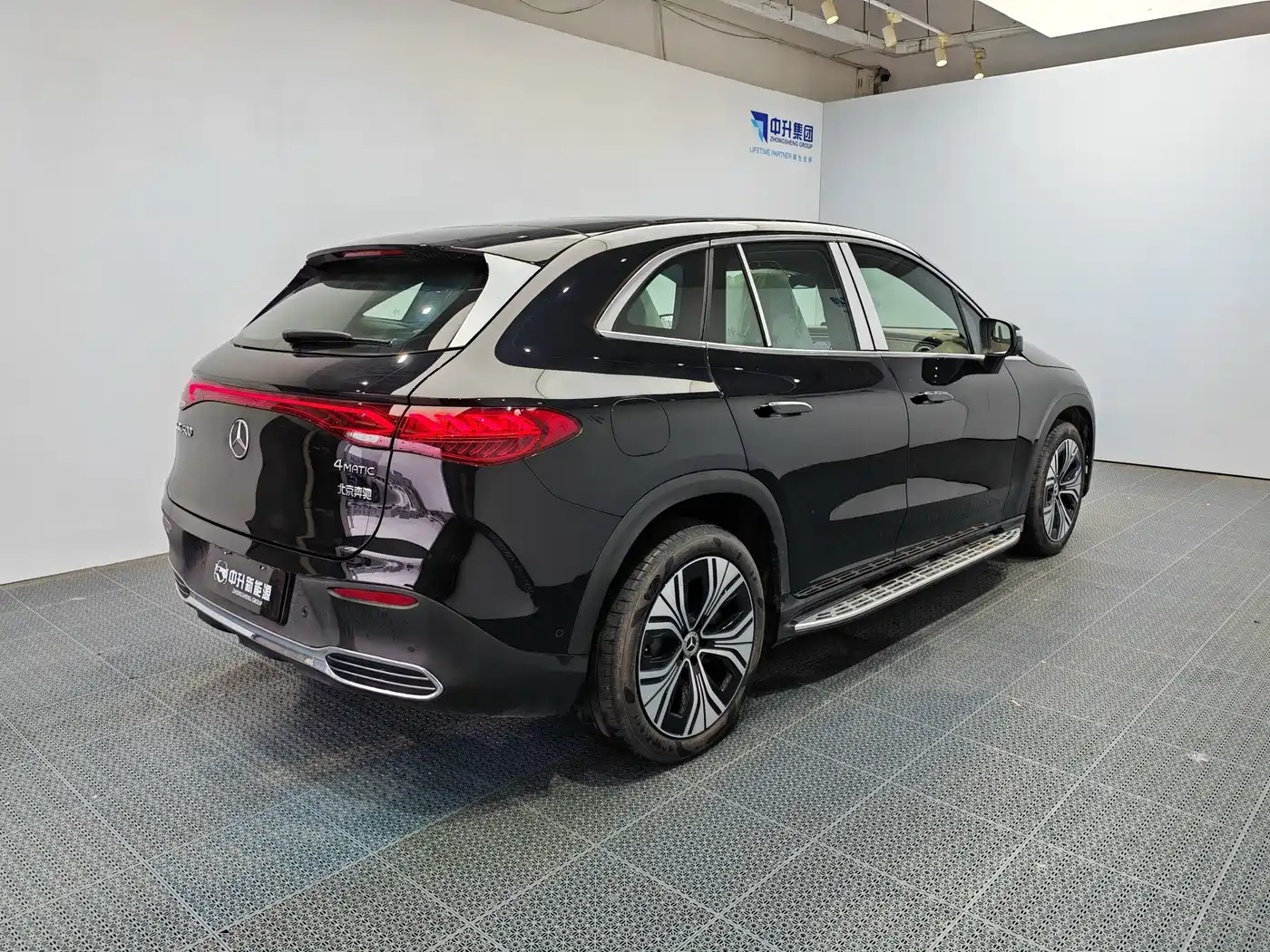 Mercedes-Benz EQE SUV 2024 500 4MATIC Luxury Edition фото 6