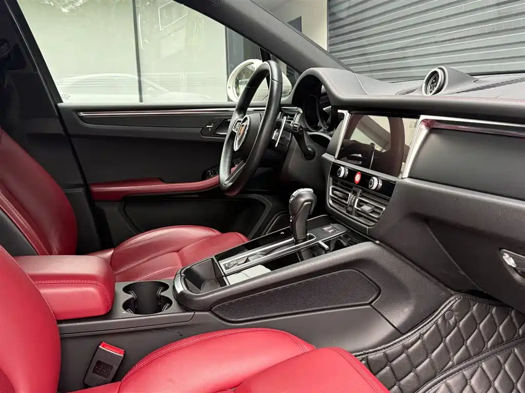 Porsche Macan 2023 Macan 2.0T фото 8