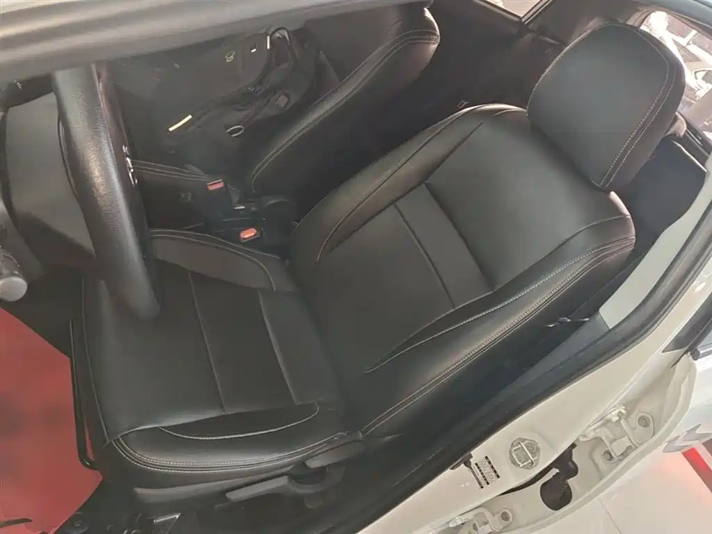 Toyota Vios FS 2017 1.5L CVT Fengchi Edition фото 15