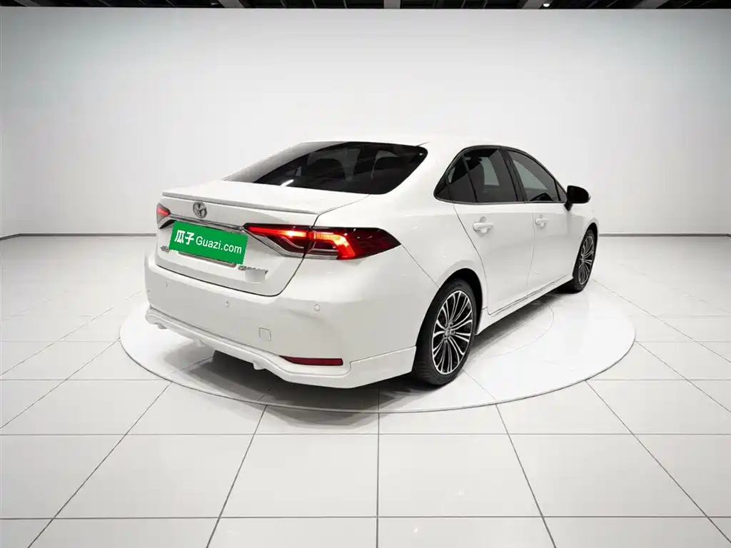 Toyota Corolla 2021 1.2T S-CVT Sport Edition фото 6