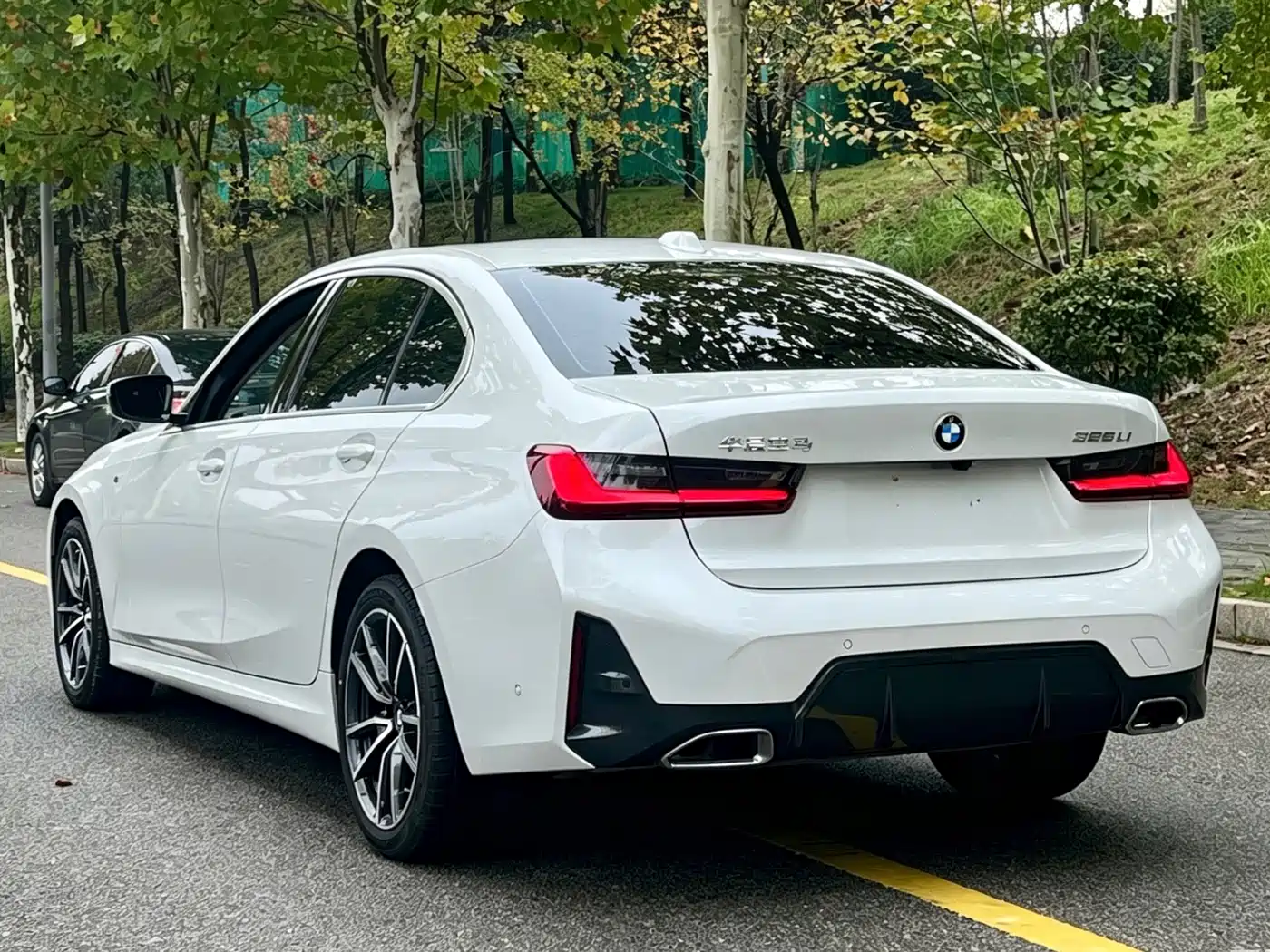 BMW 3 Series 2023 325i M Sport Package фото 5