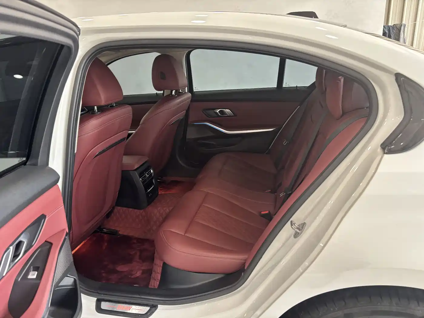 BMW i3 2024 eDrive 35 L фото 23