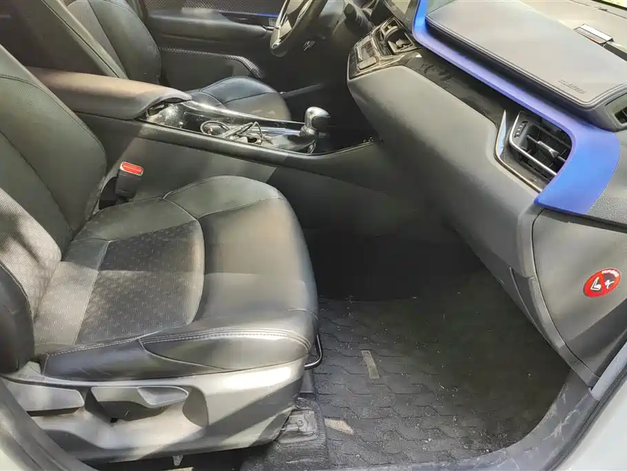 Toyota IZOA 2018 2.0L Speed Edition China VI фото 8