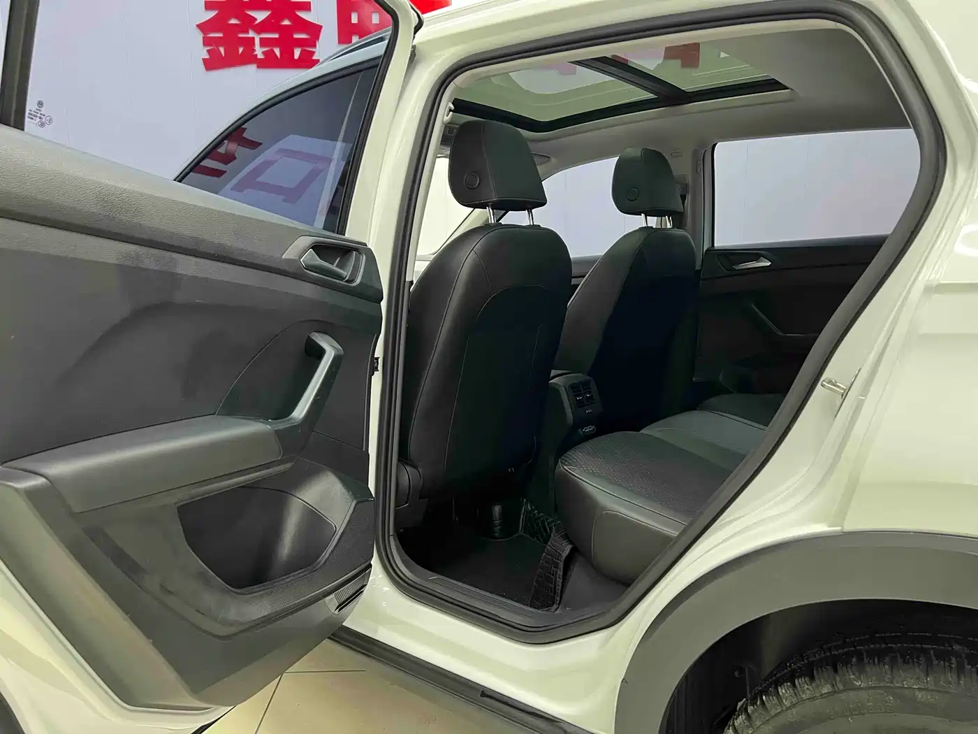 VOLKSWAGEN EXPLORING THE SHADOW