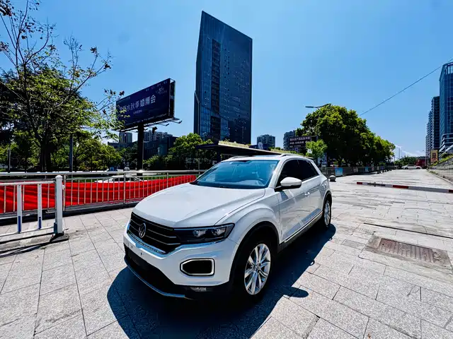 VOLKSWAGEN T ROC EXPLORING SONGS