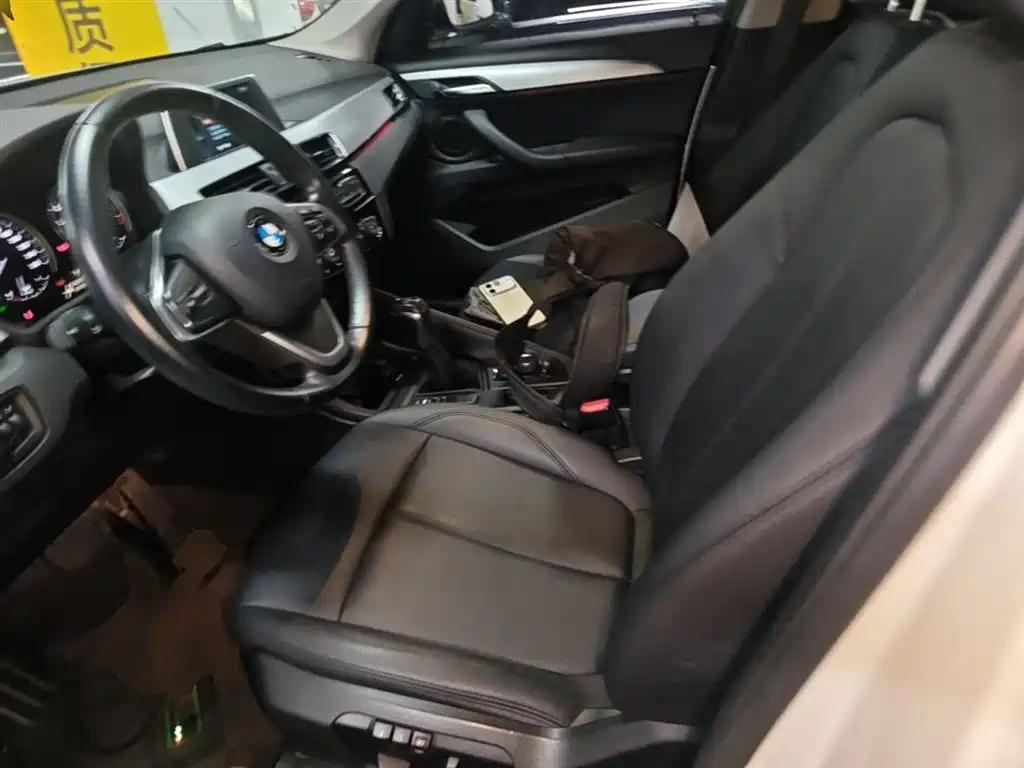 BMW X1 2019 sDrive18Li Fashion Model фото 15