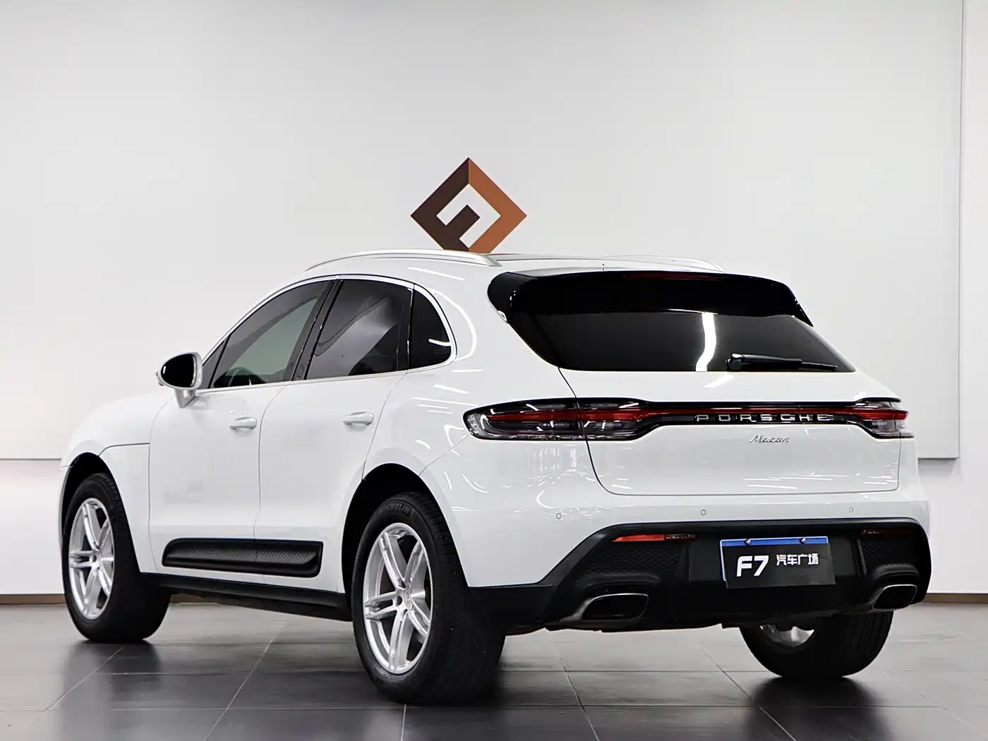 Porsche Macan 2022 Macan 2.0T фото 4