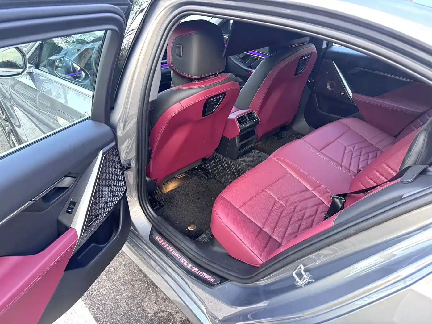 BMW i5 2024 2024 eDrive 35L Premium Model M Sport Package