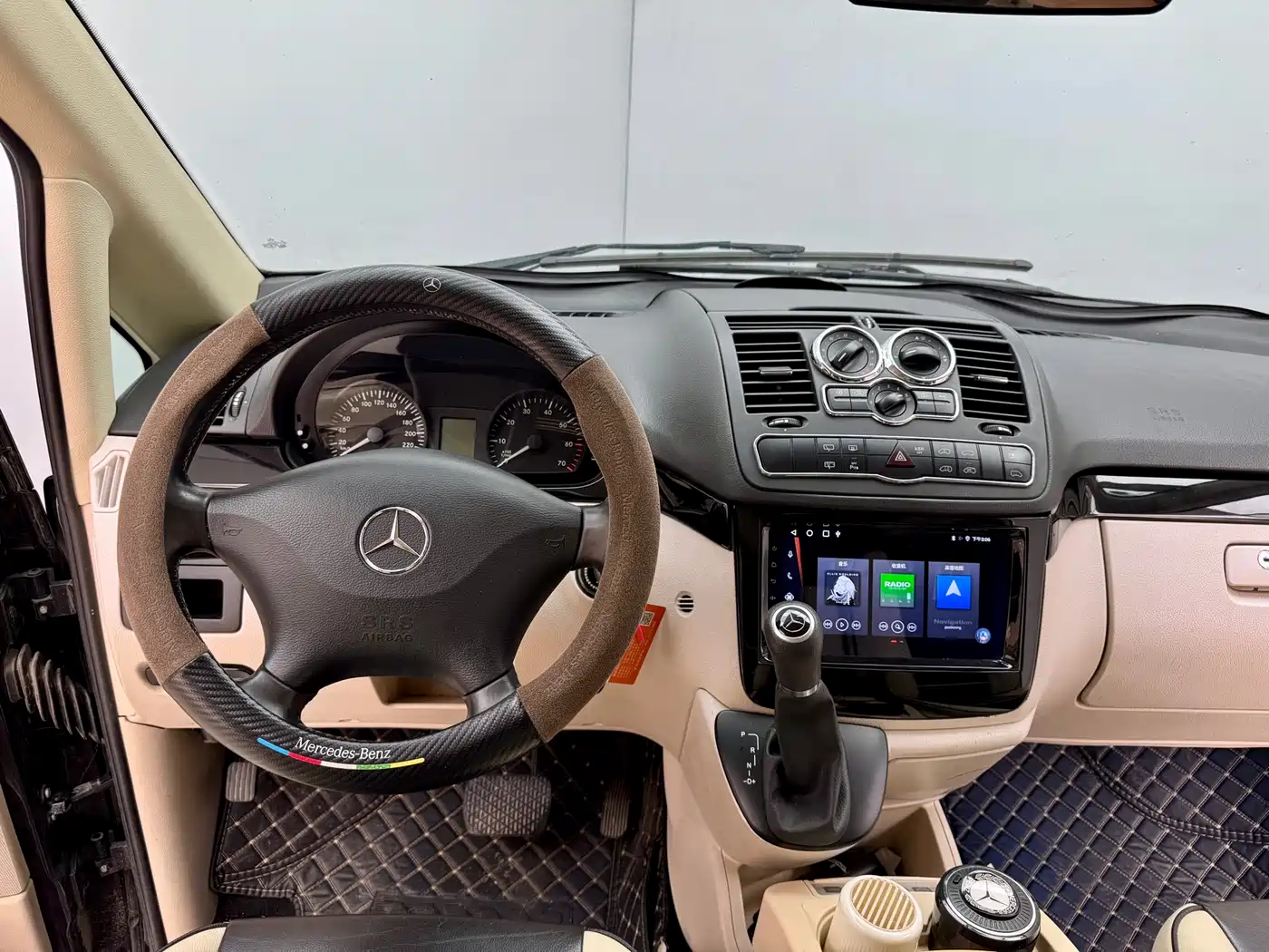 Mercedes-Benz Vito 2015 3.0L Elite фото 14