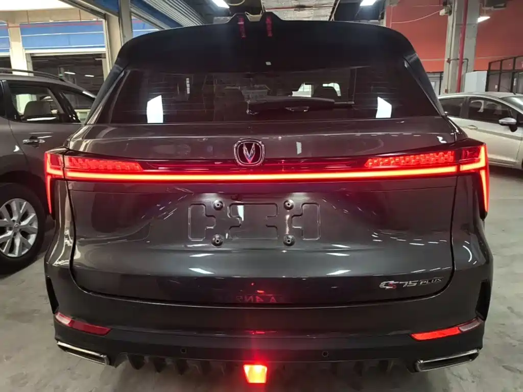 Фото 6 - Changan CS75 PLUS