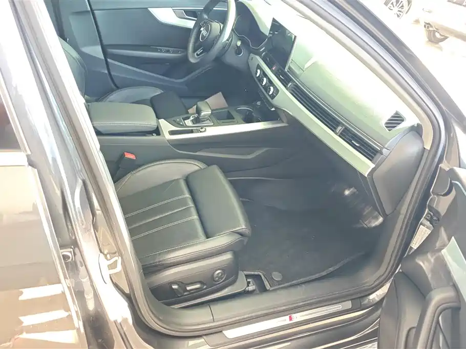Audi A4L 2020 40 TFSI Fashion Dynamic Edition фото 8
