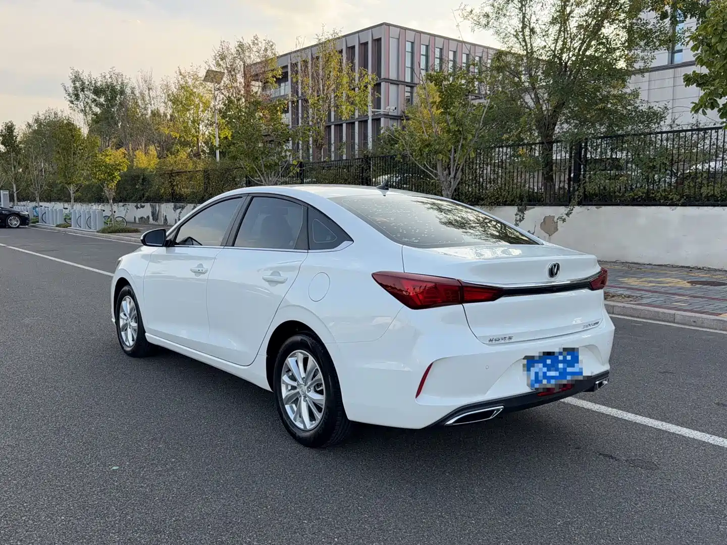 Photo 6 - Changan Eado
