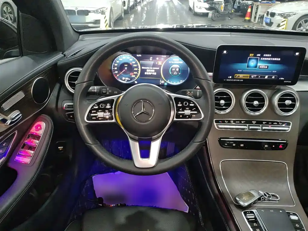 Mercedes-Benz GLC 2022 Model GLC 260 L 4MATIC Luxury Edition фото 11