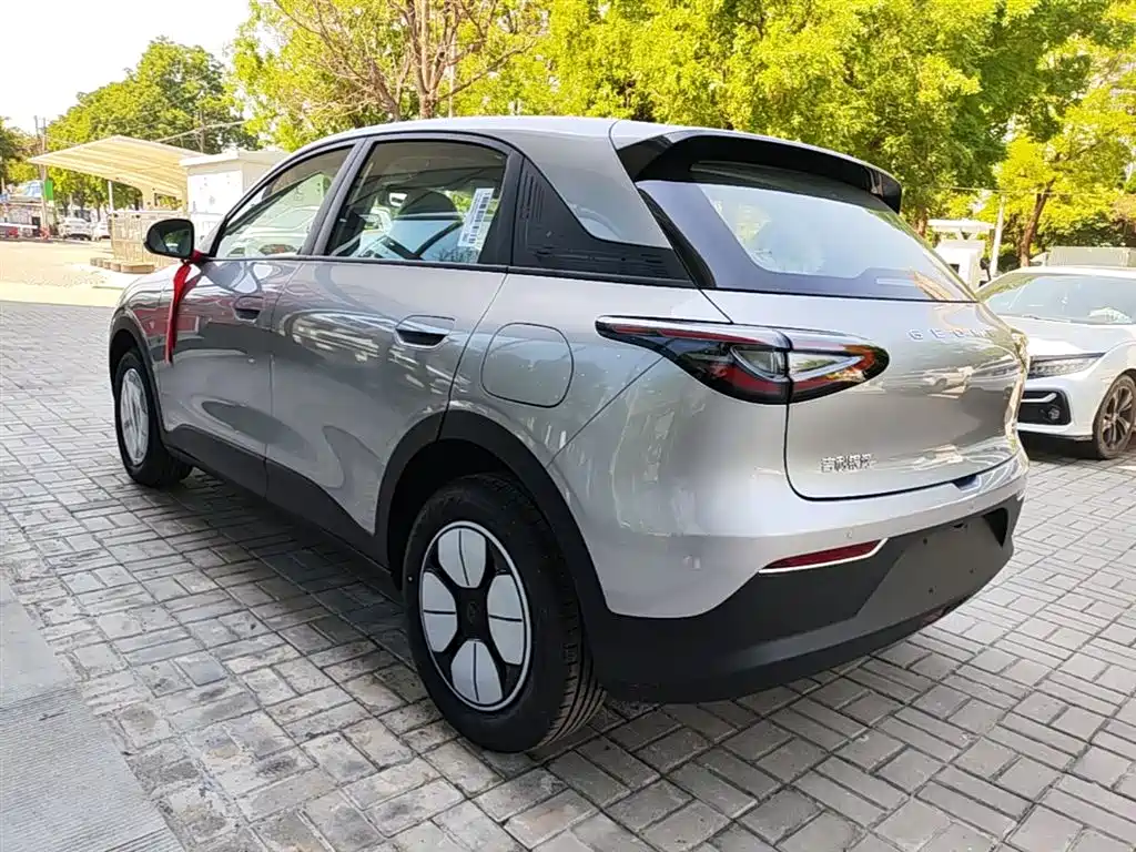 Geely Galaxy Starry Wish 2026 Edition 310km Youth Version фото 5