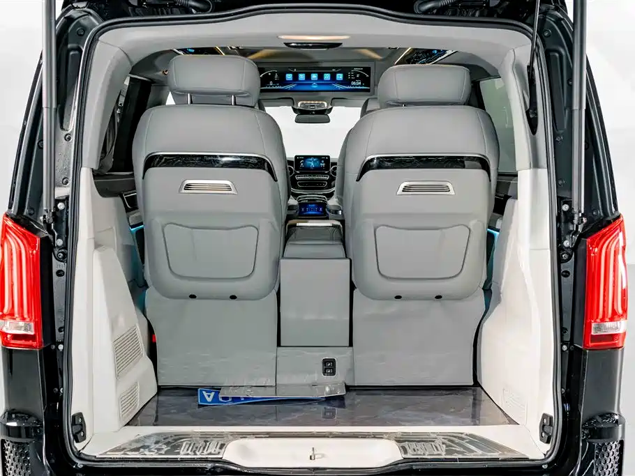 Mercedes-Benz V-Class 2022 V 260 L Long Wheelbase Prestige Edition фото 32