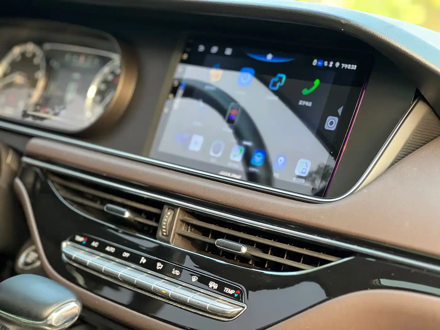 GAC Trumpchi Trumpchi M6 2019 270T Automatic Honor (7-seater) China V фото 18