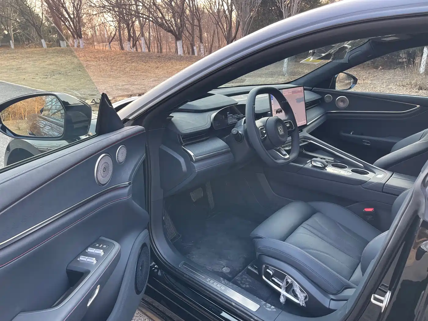 ZEEKR EXTREME KRYPTON 001