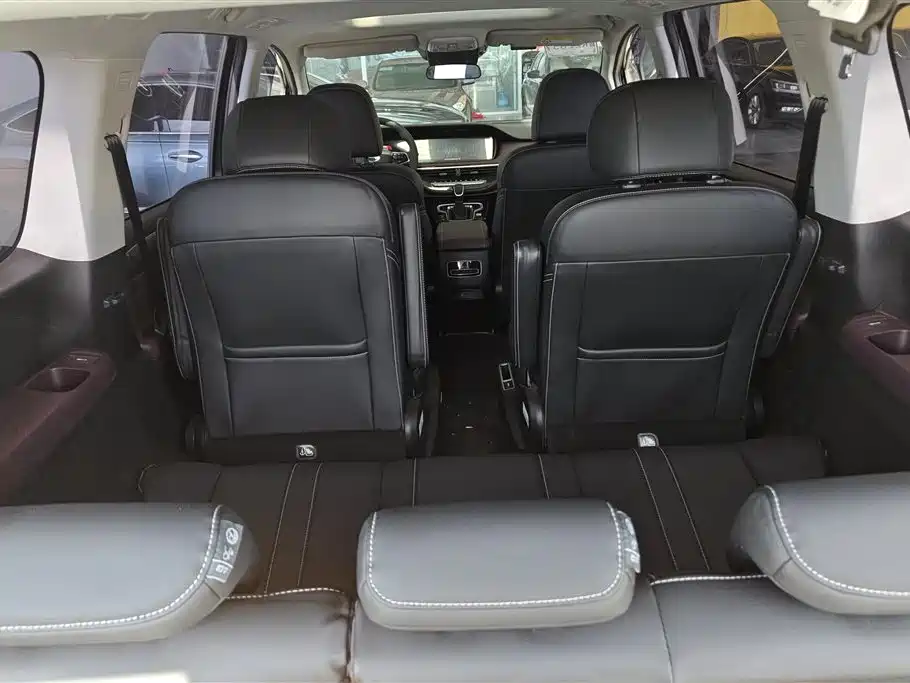 GAC Trumpchi Trumpchi M6 2023 PRO 270T DCT Luxury Edition фото 4