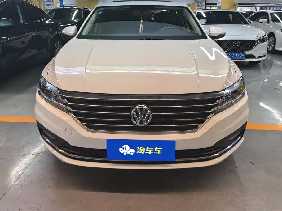 Volkswagen Lavida 2019 1.5L Automatic Comfort Edition China VI фото 2