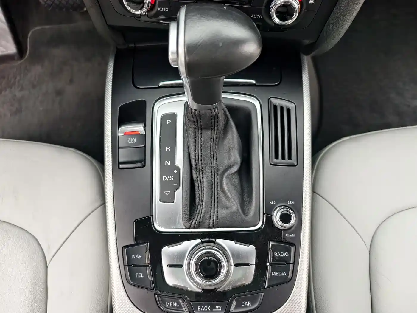 Audi A4 (Import) 2014 2014 40 TFSI allroad quattro plus